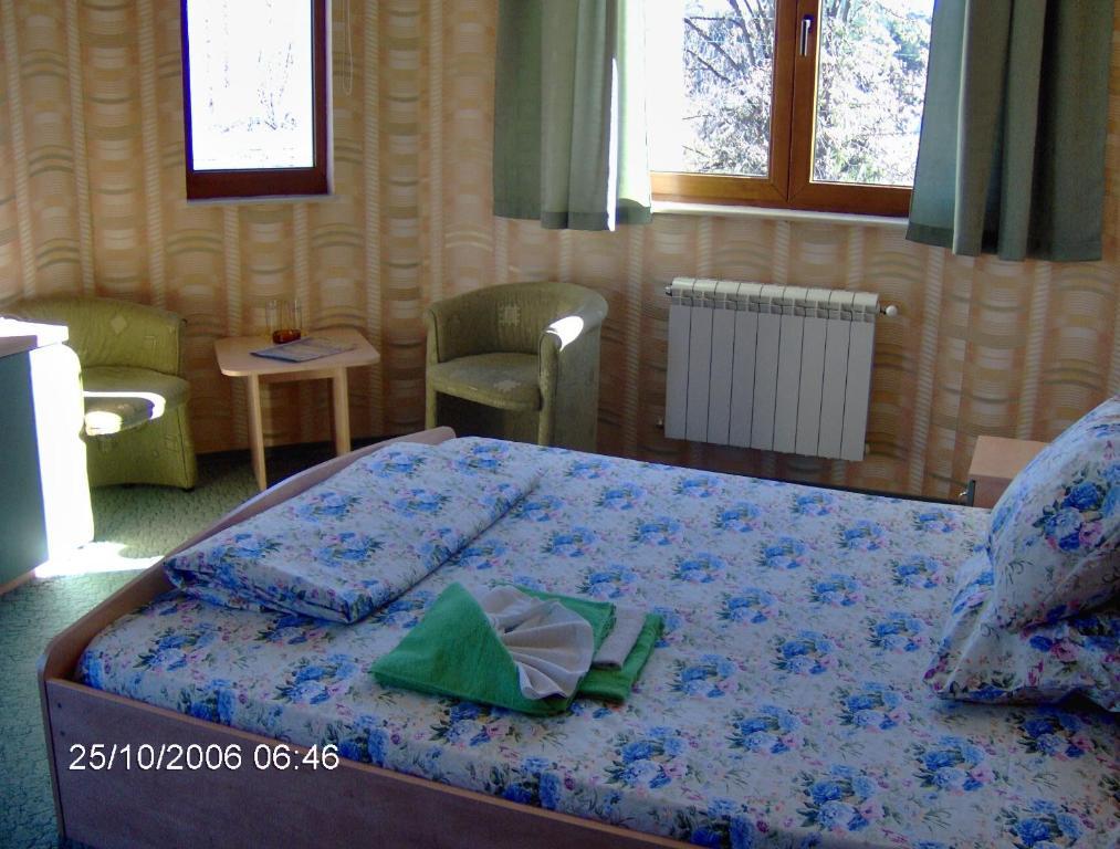 Family Hotel Emaly 1 Bankya Kamer foto
